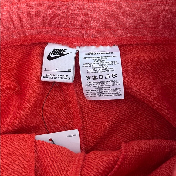New Nike shorts small - Picture 5 of 5